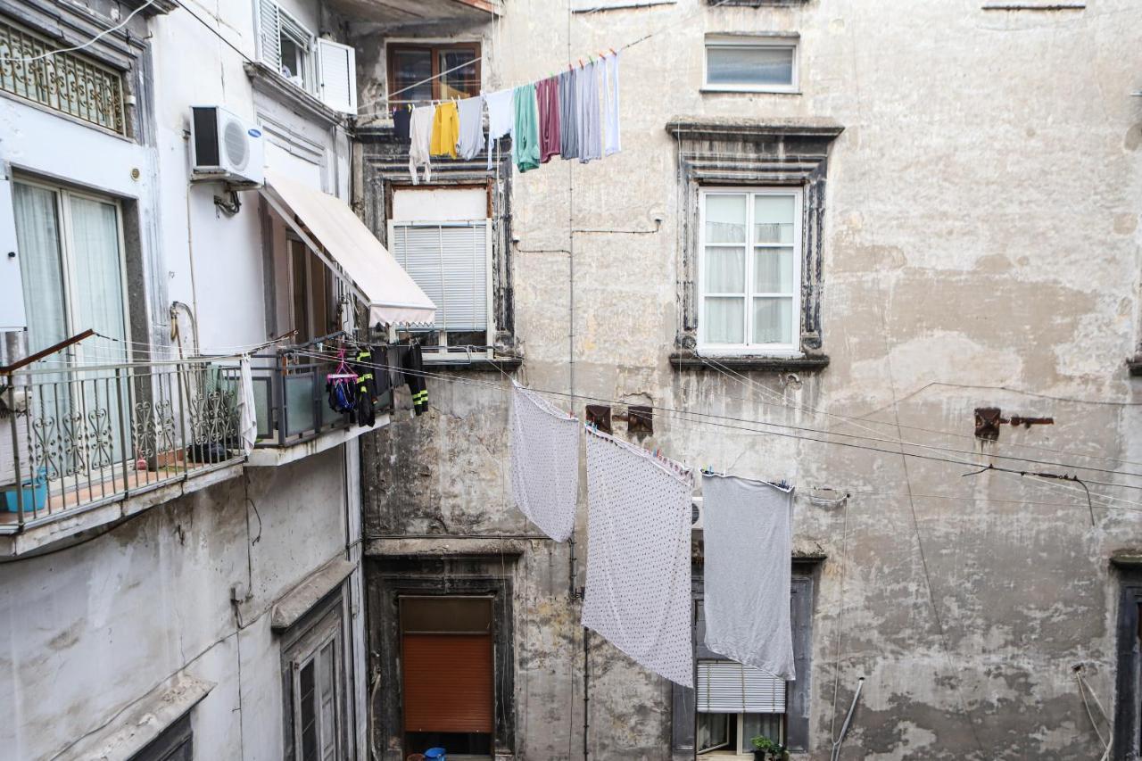 Tribunali Family Apartment By Wonderful Italy Napoli Esterno foto