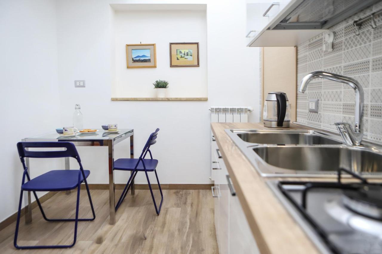 Tribunali Family Apartment By Wonderful Italy Napoli Esterno foto